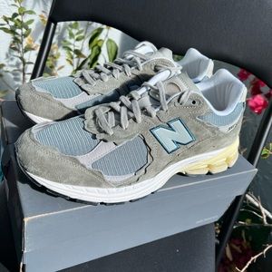 New balance 2002RD